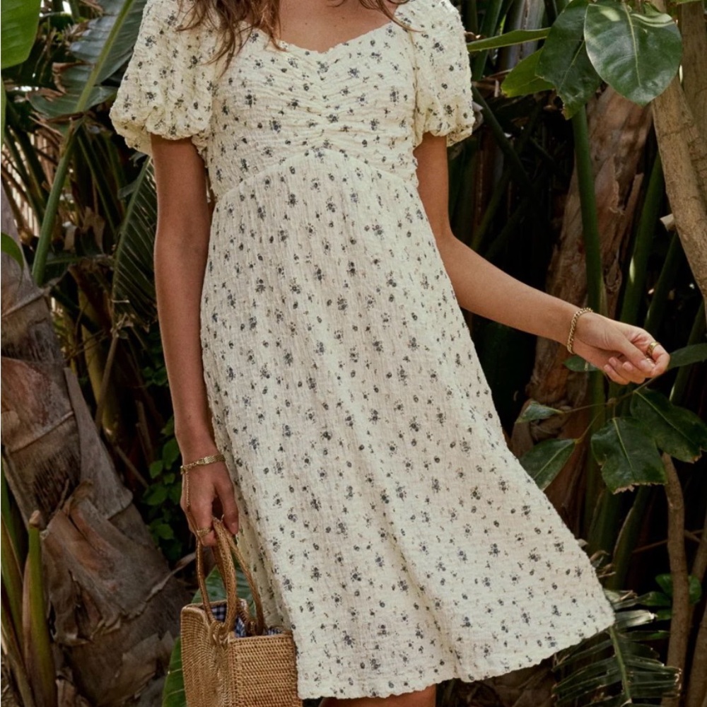 Cream Floral Puff-Sleeve Midi Dress